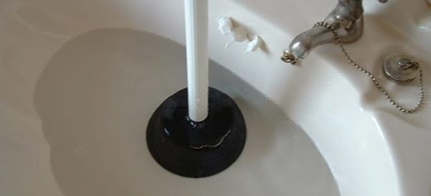 Emergency plumber Croydon